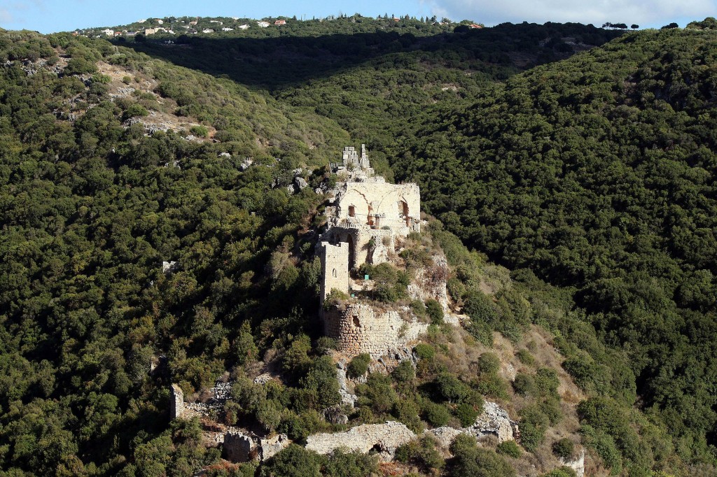 Montfort Castle00043
